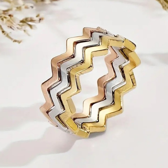 3pcs Chic Stacking Rings Made Of Stainless Steel Plated Trendy Wave Design - Picture 2 of 5